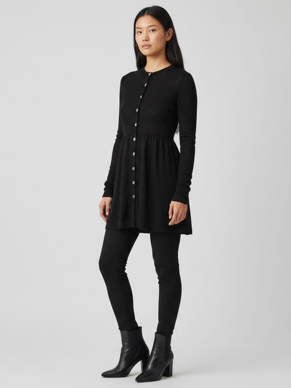 Trina Turk Long Cardigan/dress /  Size Small Black Linen blend